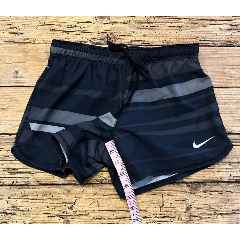 Nike product pair